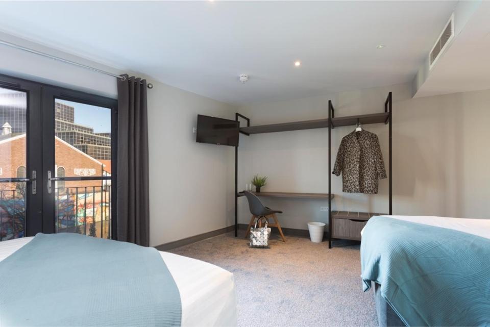 Bank Square Town House Hotel Белфаст Екстериор снимка