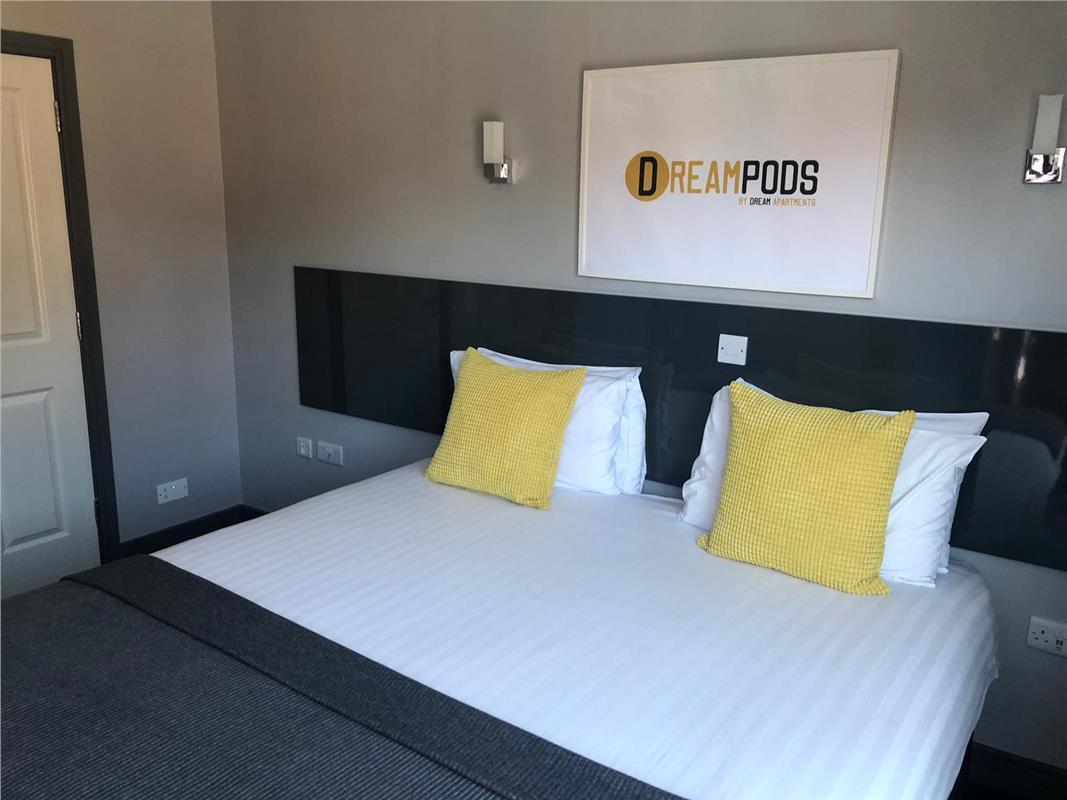 Bank Square Town House Hotel Белфаст Екстериор снимка
